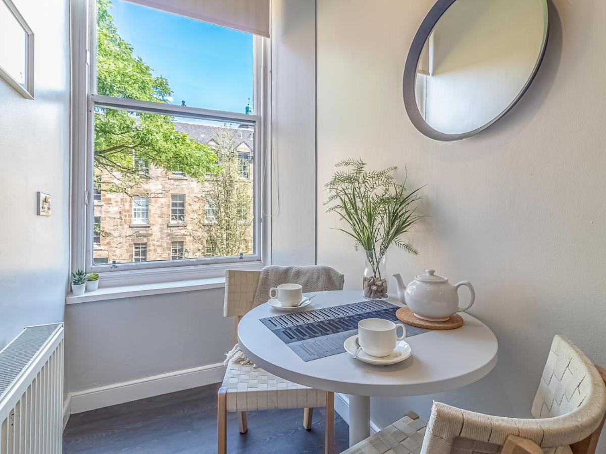 Pass The Keys Spacious And Homely Flat On The Royal Mile Edinburgh Buitenkant foto